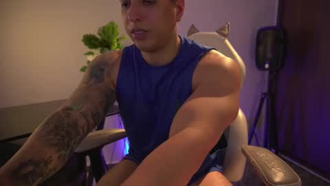 Snapshot of appolo_allen chatting on 03-03-25, 02:58 insta appolo master online show from 03-03-25, 02:58
