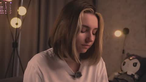 Meghan online show from 07-18-26, 02:38