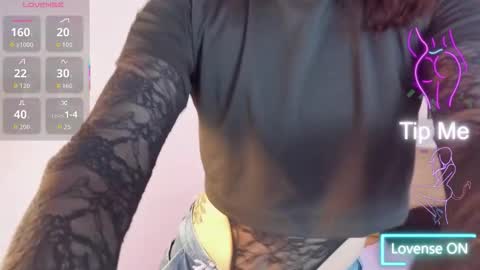 Snapshot of april_dumont chatting on 09-13-25, 04:29 April online show from 09-13-25, 04:29