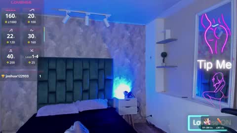 Snapshot of april_dumont chatting on 01-07-26, 11:23 April online show from 01-07-26, 11:23