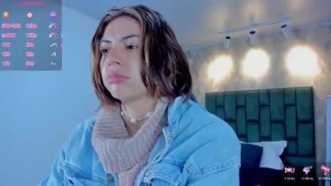 Snapshot of april_dumont chatting on 02-25-26, 12:04 April online show from 02-25-26, 12:04