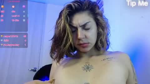 Snapshot of april_dumont5 chatting on 04-21-26, 10:21 April Dumont online show from 04-21-26, 10:21