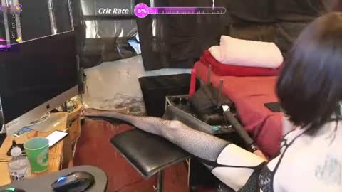 Snapshot of april_show_her chatting on 06-10-26, 06:29 April Strife online show from 06-10-26, 06:29