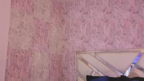 Isabella online show from 03-28-26, 09:47