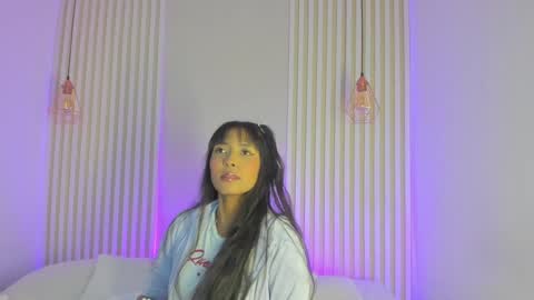 Snapshot of aprilalen chatting on 01-08-25, 06:31 April online show from 01-08-25, 06:31