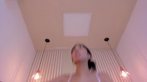 Snapshot of aprilalen chatting on 01-23-25, 07:11 April online show from 01-23-25, 07:11
