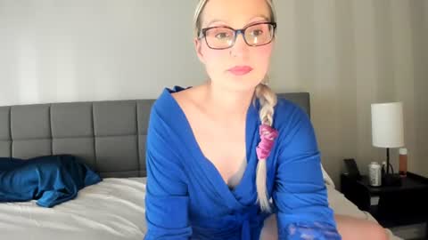 Snapshot of aprilaudrey_ chatting on 07-07-26, 08:24 Audrey Im usually online every single day except sundays from and 20 pm uk time online show from 07-07-26, 08:24
