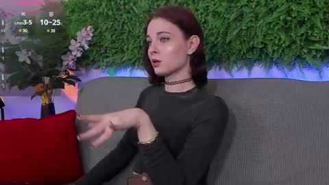 Snapshot of aprilavery chatting on 03-05-25, 04:24 April online show from 03-05-25, 04:24