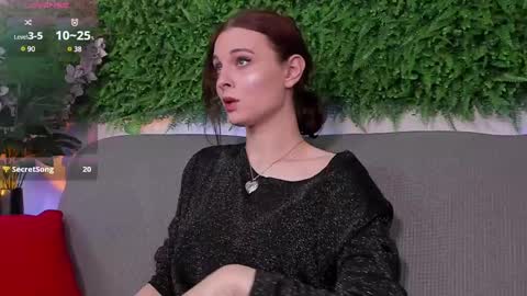 Snapshot of aprilavery chatting on 03-11-25, 04:40 April online show from 03-11-25, 04:40