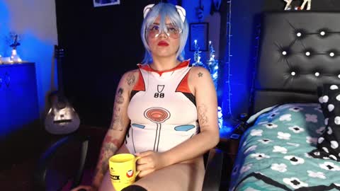 Snapshot of aprildol chatting on 01-03-25, 05:50 lucy online show from 01-03-25, 05:50