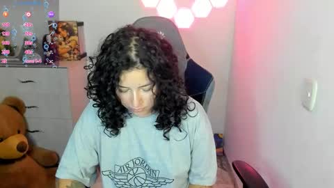 Snapshot of aqua_emilly chatting on 02-20-26, 11:05 aqua emilly online show from 02-20-26, 11:05