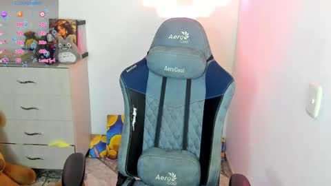 Snapshot of aqua_emilly chatting on 03-07-26, 11:13 aqua emilly online show from 03-07-26, 11:13