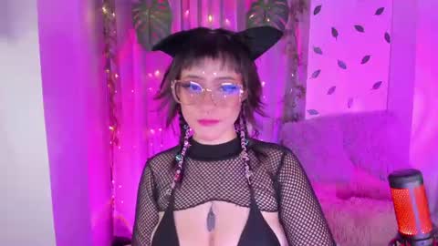 Zam independent model online show from 07-07-26, 01:41