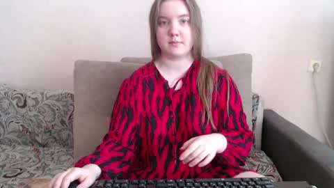 Josefin online show from 04-11-26, 03:11