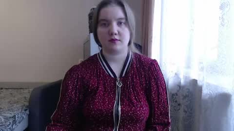 Josefin online show from 04-16-26, 04:13