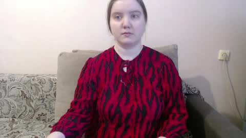 Josefin online show from 05-18-26, 04:51