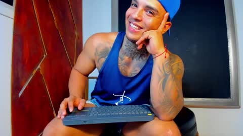 AquilesElpapi online show from 11-05-25, 12:10