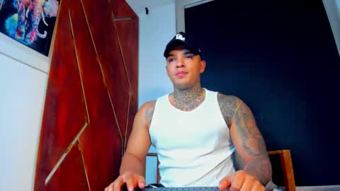 AquilesElpapi online show from 11-16-25, 10:48