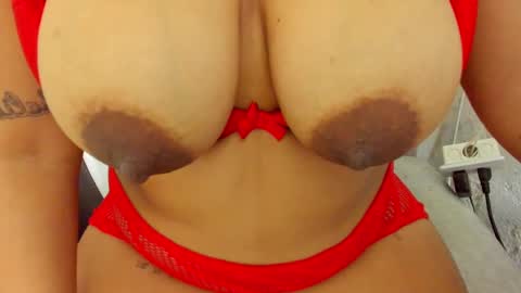 Snapshot of arabela_dream25 chatting on 02-14-25, 10:25 ARABELA online show from 02-14-25, 10:25