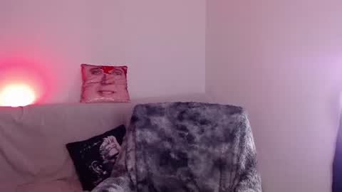 Arabella online show from 07-11-26, 01:52
