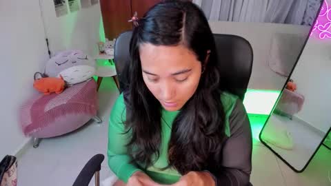 Snapshot of arabellaswan chatting on 03-07-26, 12:07 online show from 03-07-26, 12:07