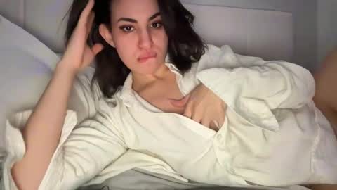 arabicbitchdream online show from 10-21-25, 06:36