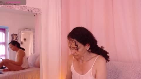 Snapshot of arabiel chatting on 02-01-25, 09:08 Nadia Cyel online show from 02-01-25, 09:08