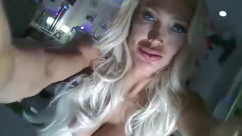 Snapshot of arabitsmariam chatting on 07-27-26, 06:31 arabictsmariam online show from 07-27-26, 06:31