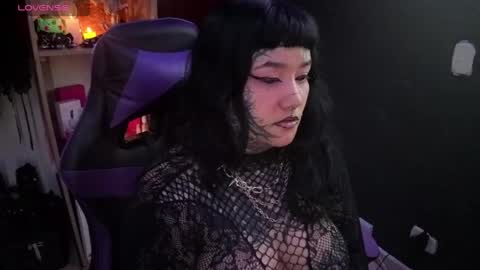 Carolain online show from 05-18-26, 04:07