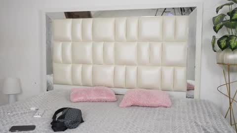   online show from 09-11-25, 05:29