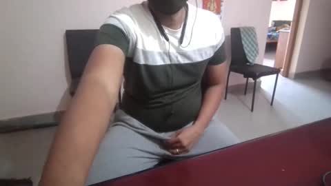 Snapshot of arahullovely chatting on 01-27-25, 05:47 Rahul online show from 01-27-25, 05:47