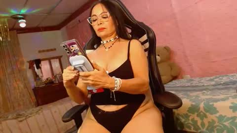 Aranza online show from 03-11-26, 10:21
