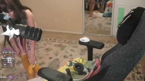 Snapshot of archancel chatting on 01-19-25, 06:09 Archancel online show from 01-19-25, 06:09