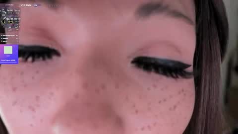 Snapshot of archancel chatting on 09-14-25, 03:16 Archancel online show from 09-14-25, 03:16