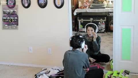 Snapshot of archancel chatting on 10-31-25, 03:24 Archancel online show from 10-31-25, 03:24