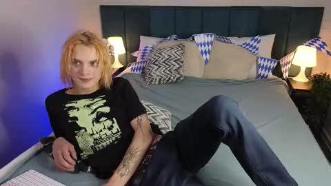 Snapshot of archiehali chatting on 09-16-25, 08:21 archiehali online show from 09-16-25, 08:21