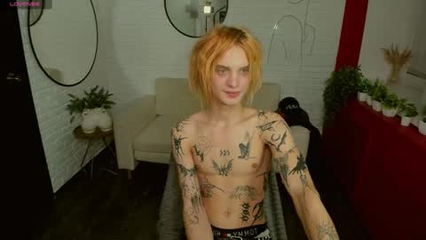 Snapshot of archiehali chatting on 10-12-25, 09:03 archiehali online show from 10-12-25, 09:03