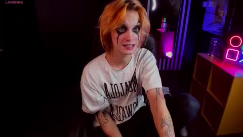 Snapshot of archiehali chatting on 10-16-25, 09:49 archiehali online show from 10-16-25, 09:49