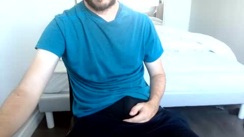 Arek online show from 06-22-26, 05:43