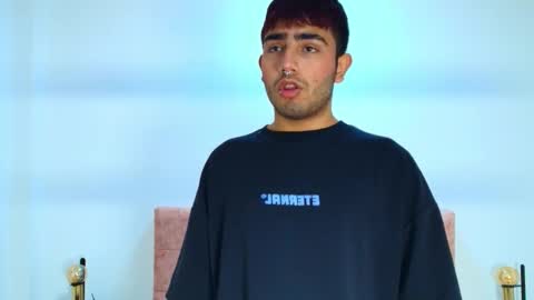 Ares Alpha  online show from 10-12-25, 12:48