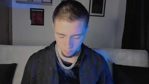 Mateo online show from 11-27-25, 01:29