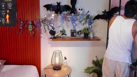 aress444 online show from 10-04-25, 01:47