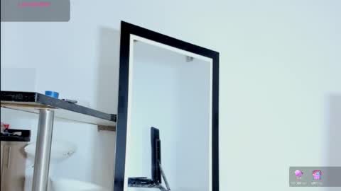 Snapshot of arexblakk chatting on 09-30-25, 12:32 AREXXBLAKK online show from 09-30-25, 12:32