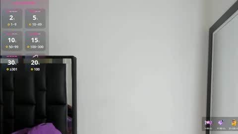 Snapshot of arexblakk chatting on 10-17-25, 10:12 AREXXBLAKK online show from 10-17-25, 10:12