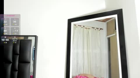 Snapshot of arexblakk chatting on 10-22-25, 08:30 AREXXBLAKK online show from 10-22-25, 08:30