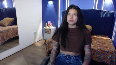 Snapshot of ari11corn chatting on 02-12-26, 01:39 Daila online show from 02-12-26, 01:39