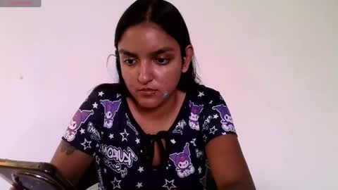 Bella online show from 06-18-26, 03:27
