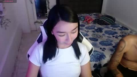 Snapshot of ari_2dcouple chatting on 07-28-26, 04:08 ari_2dcouple online show from 07-28-26, 04:08