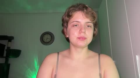 ari_crystal online show from 03-05-26, 04:14