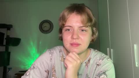 ari_crystal online show from 03-11-26, 06:25